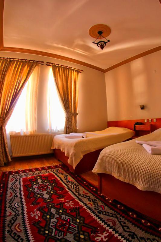 Akuzun Stone Hotel Ürgüp Exterior photo