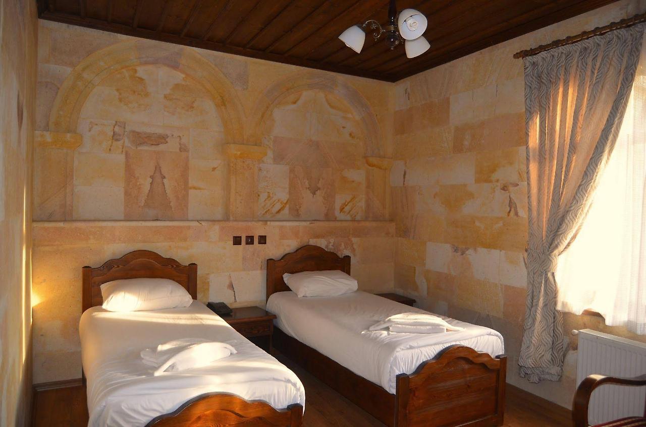 Akuzun Stone Hotel Ürgüp Exterior photo
