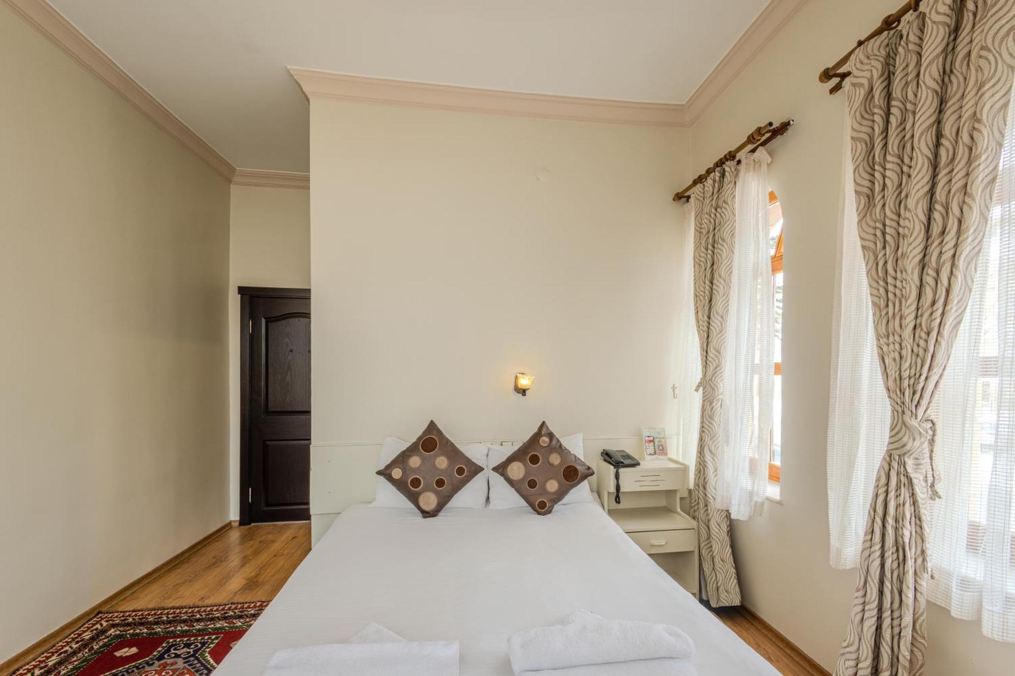 Akuzun Stone Hotel Ürgüp Exterior photo