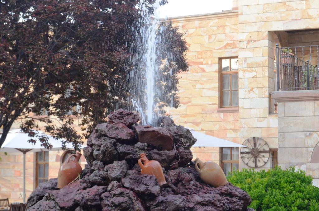 Akuzun Stone Hotel Ürgüp Exterior photo