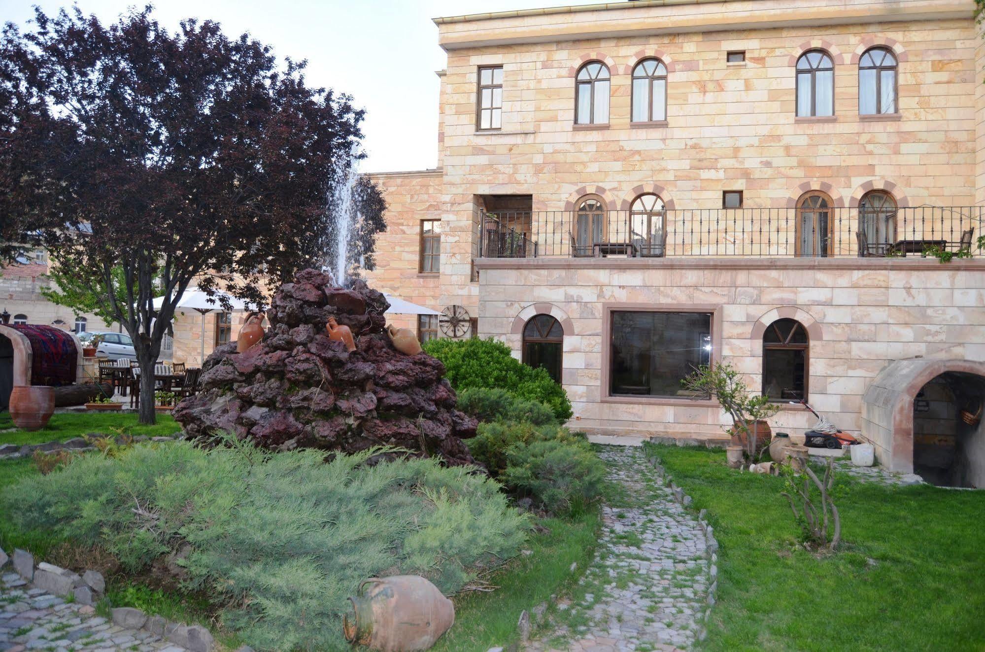 Akuzun Stone Hotel Ürgüp Exterior photo